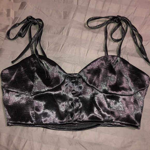 NWT NastyGal Black Satin Crop Top - Picture 4 of 4